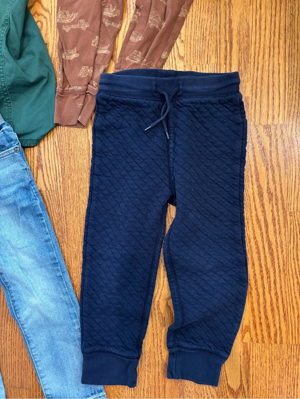 Gap boys long pants 4T jeans quilted green and truck print